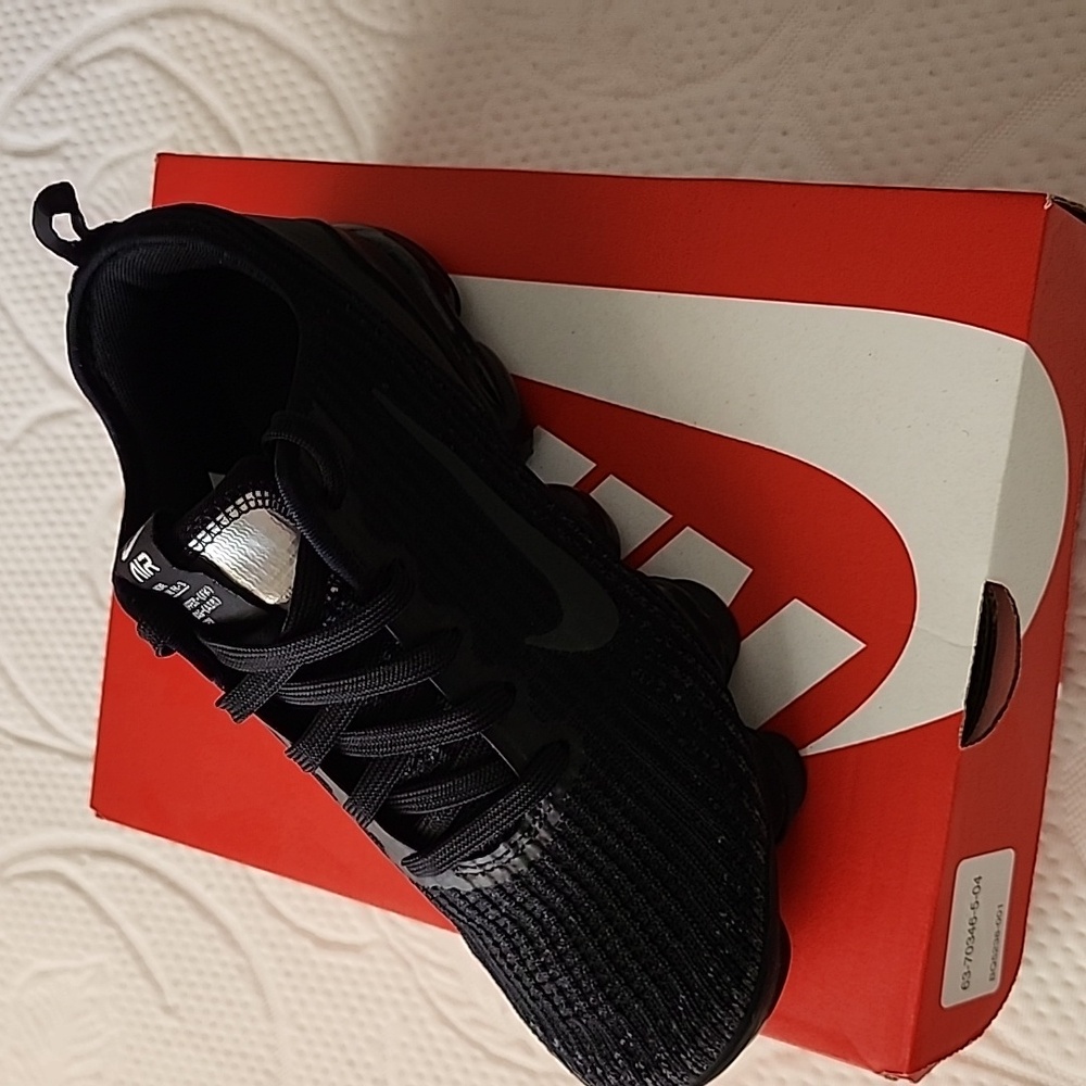 Black Nike Air VaporMax Sneakers